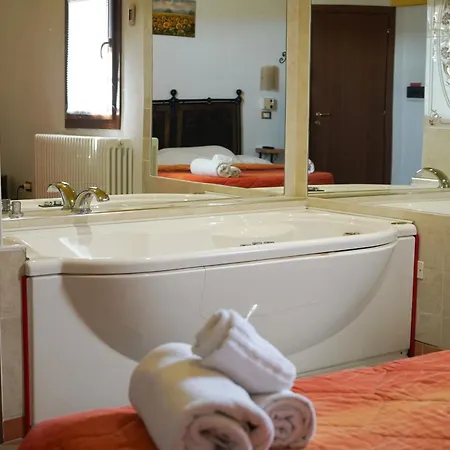 Corte Galvana Bauernhof Cento (Emilia-Romagna)