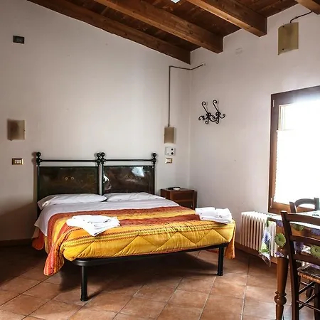 Corte Galvana Agroturismo *